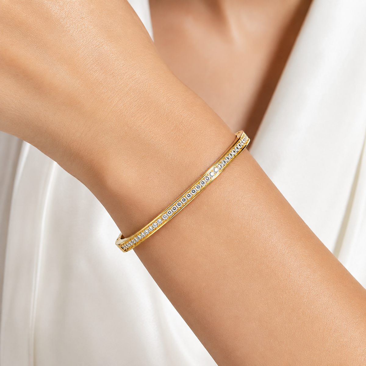 Classic Pavé Zircon 18K Gold Bangle