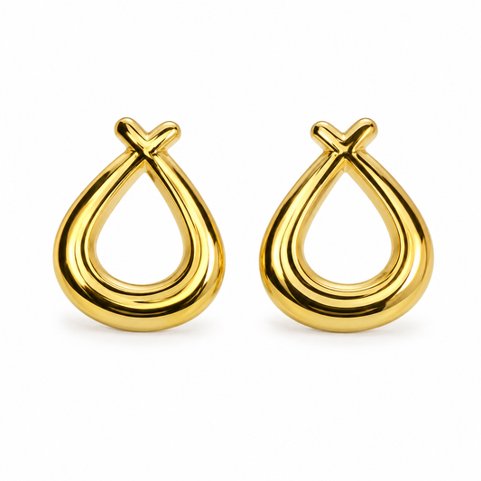 Minimalist 18K Gold Teardrop Studs