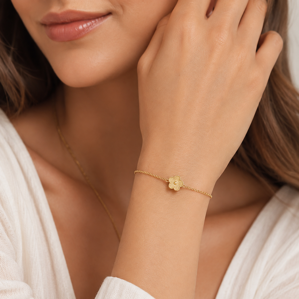 Cute Flower Chain 18K Gold Bracelet