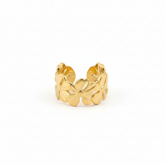 Timeless Daisy 18K Gold Statement Ring