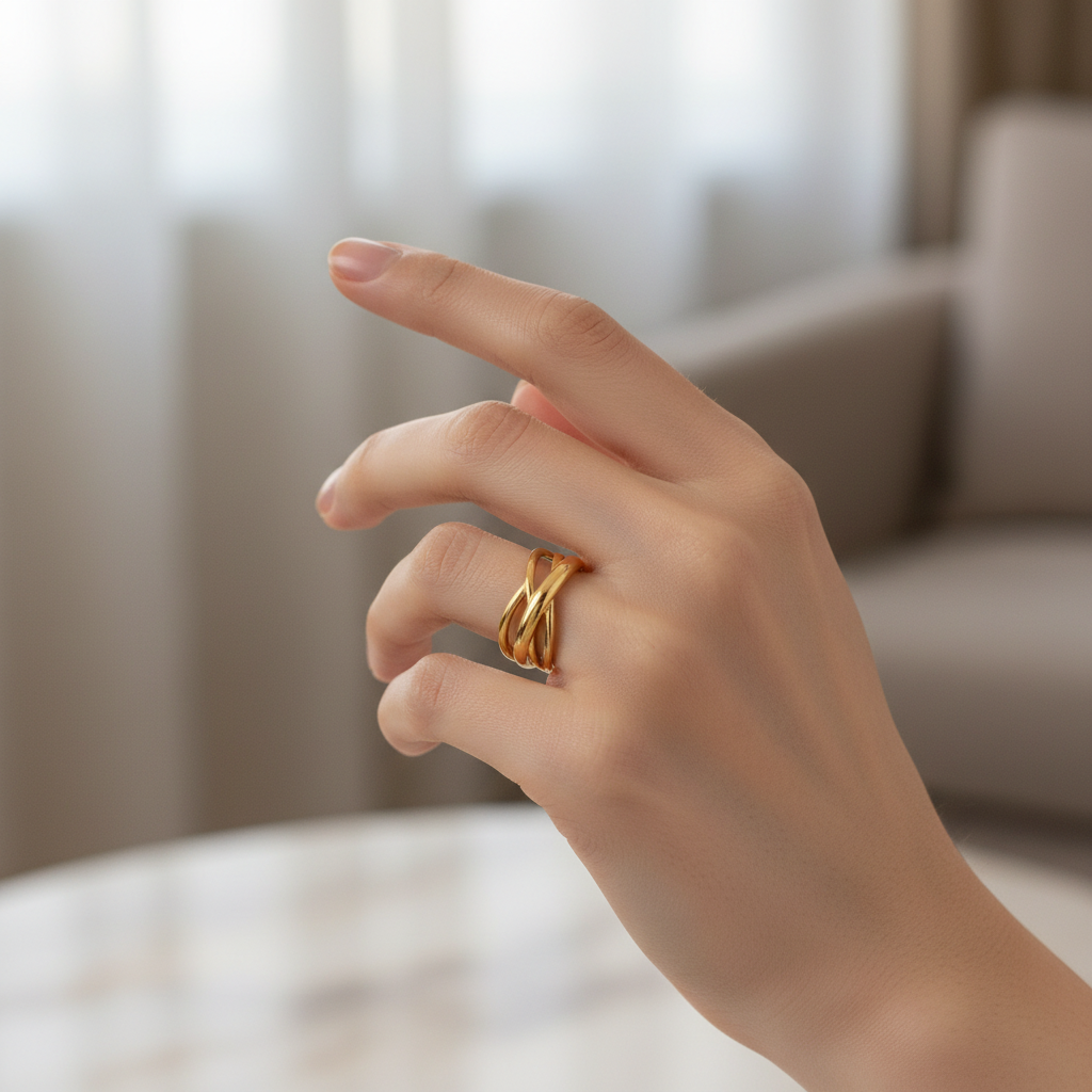 Intertwined Band 18K Gold Statement Ring