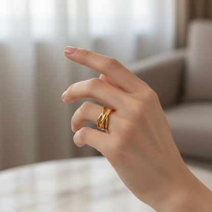 Intertwined Band 18K Gold Statement Ring
